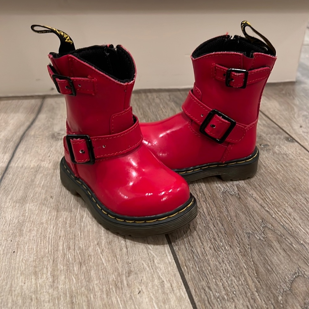 Dr Martens sz 5us / 4uk kids